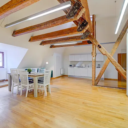 Spacious Loft For 8, Heart Of Old * ريغا