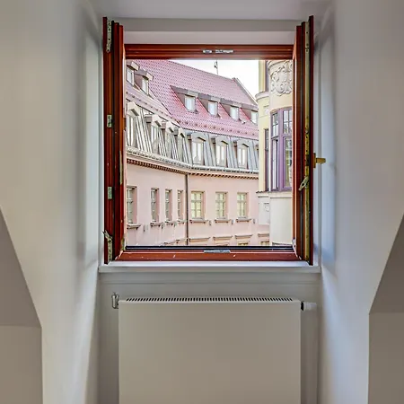 Daire Spacious Loft For 8, Heart Of Old *