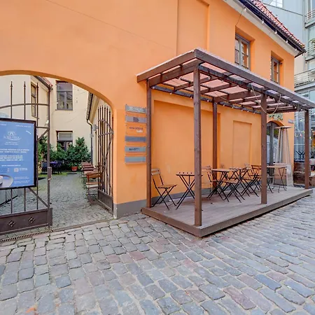 Spacious Loft For 8, Heart Of Old Dzīvoklis